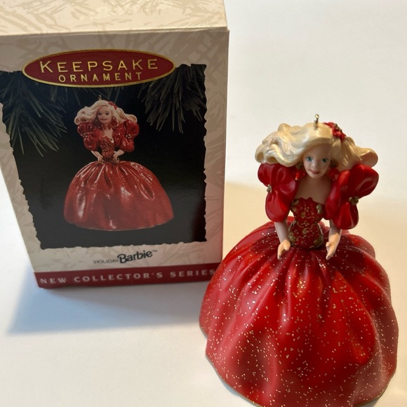 1993 Holiday Barbie Hallmark ornament 1st in series - Picture 1 of 7